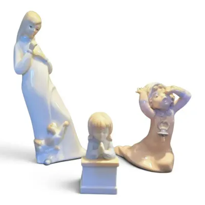 Lladro "Baby with Pacifier Yawning" #5100 Porcelain Figurine & More Porcelain Figurines