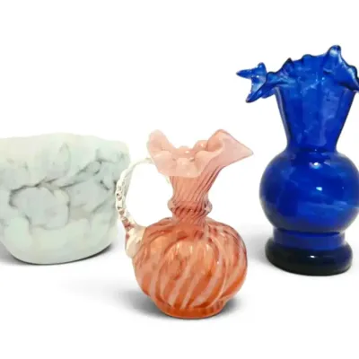 Blue & Pink Ruffled Vases & Marbled Bowl