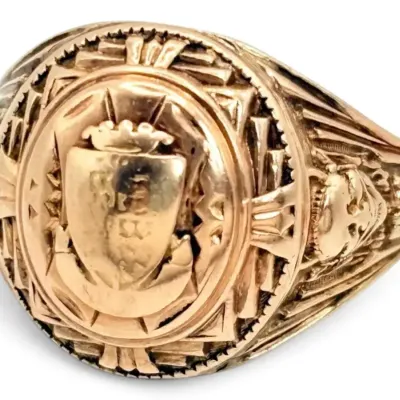 10k Gold 1944 Class Ring - Size 9.5 (6.93g)