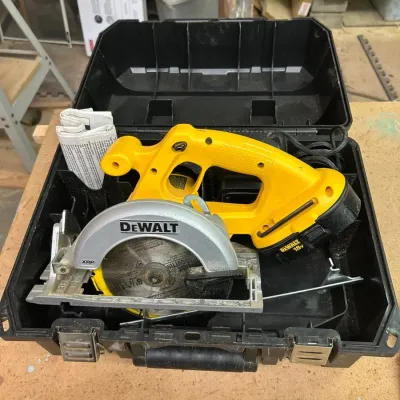 Dewalt Cordless Circular Saw