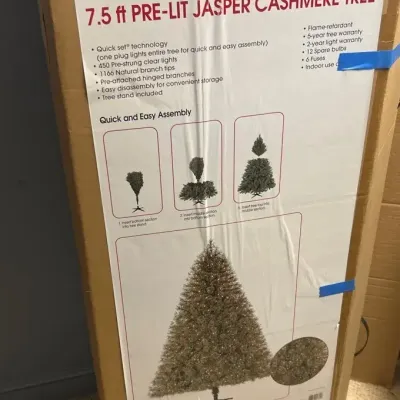 Ashland 7.5 Ft Pre-Lit Jasper Cashmere Tree