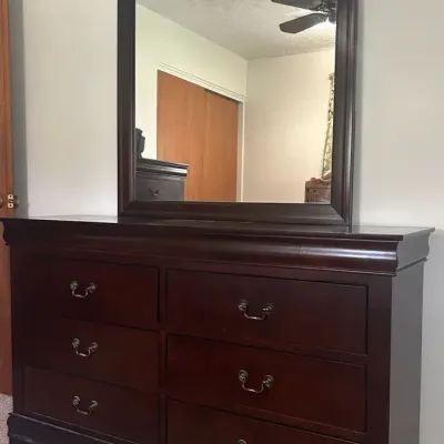 Crown Mark 6-Drawer Dresser With Framed Mirror
