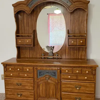Wooden Double Dresser With Mirror Hutch 