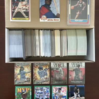 100s Of Sports Cards - Barry Bonds, Frank Thomas, Rickey Henderson, and More