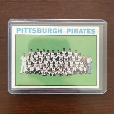 1964 Topps Baseball Card. Pittsburgh Pirates Team. Card #373