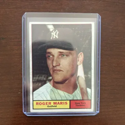 1961 Topps Baseball Card. Roger Maris - New York Yankees. Card #2