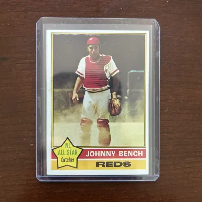 1976 Topps Baseball Card. Johnny Bench - Cincinnati Reds. Card #300