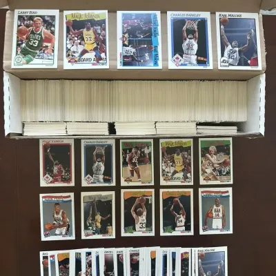 Over 1000 Vintage Basketball Cards. Larry Bird, Magic Johnson, Charles Barkley, and More