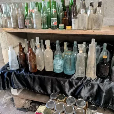 Old Glass Bottles Featuring Soda, Apothecary & Stoppered Bottles