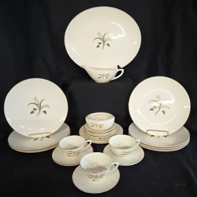 Knowles Forsythia China Dinnerware Set