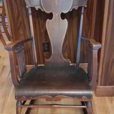 Wisconsin Chair Co. Violin-Back Wooden Rocking Chair