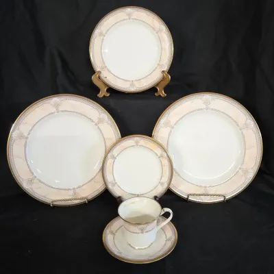 Noritake Pacific Majesty 9771 Bone China Place Setting