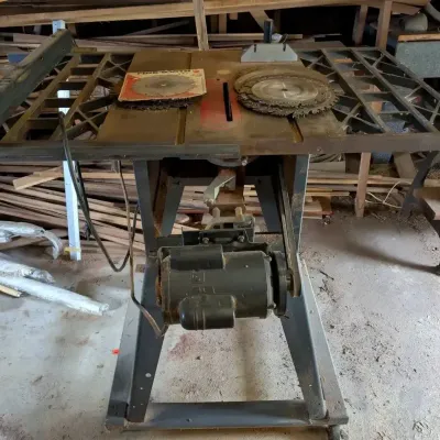 Sears Craftsman Table Saw with Rolling Stand & Extra Blades