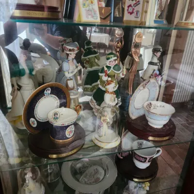 Sale Photo Thumbnail #76