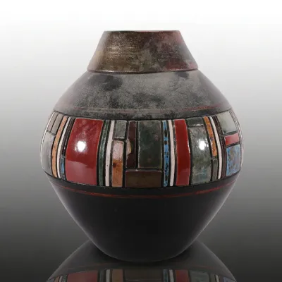 Sale Photo Thumbnail #25: Howard Wilder Art Pottery Vase