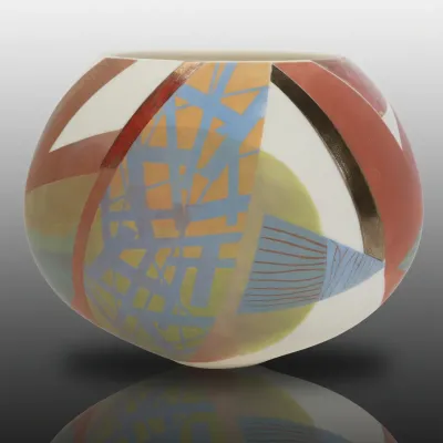 Sale Photo Thumbnail #46: Tony Laverick Art Pottery