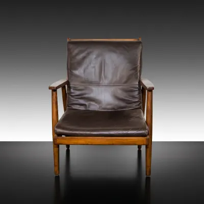 Sale Photo Thumbnail #184: Danish Modern Lounge chair