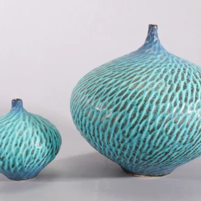 Sale Photo Thumbnail #97: Paul Jeselskis Studio Art Pottery