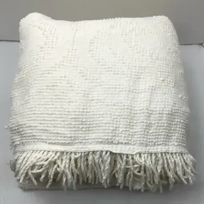 Full Size White Hobnail Bedspread with Decorative Fringe