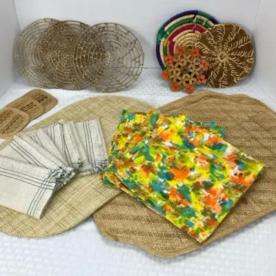 Vintage Woven Placemats, Trivets, Coasters & Dinner Napkins