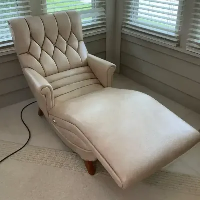 MCM Contour Chair Lounge Co. Electric Chaise Lounge