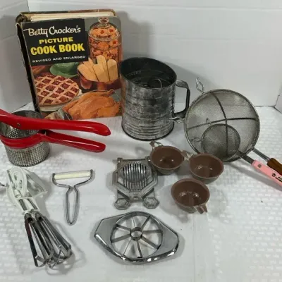 Retro Kitchen Gadgets & Baking Tools Collection