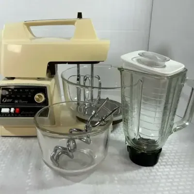 Oster Regency Kitchen Center  Classic Multi-Function Kitchen System!
