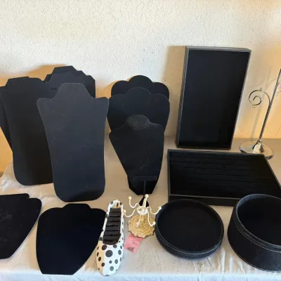 Sale Photo Thumbnail #148