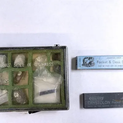 Mohs’ Scale Of Hardness Kit, A Bear Creek Aluminum Oxide Sharpener & A Crystolon Pocket Stone