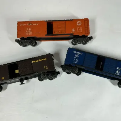 Lionel Train Cars and Engines for Train Tracks