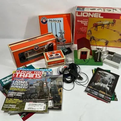 Lionel O/027 Gauge Model Train Track, Transformers & Accessories