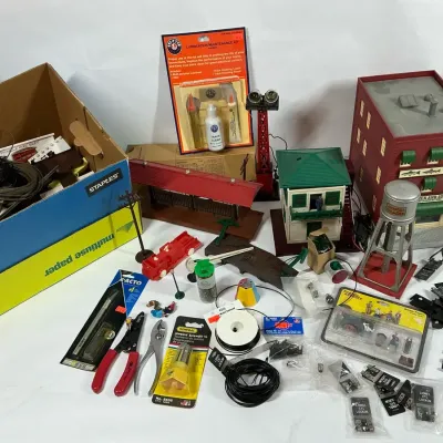 Lionel Model Train Accessories, Buildings, Maintenance Kit & Railroad Parts