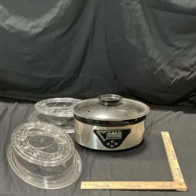 Mini Crockpot With Plastic Lids