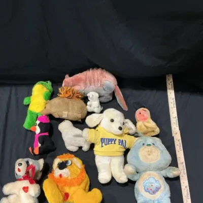 Assortment Of Vintage Stuffed Animals