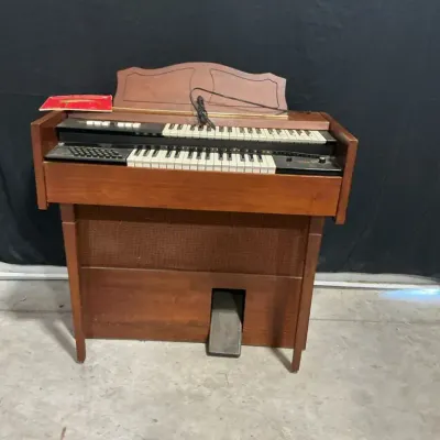 Wooden Electronic Organ 