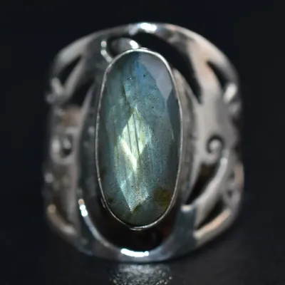 Labradorite Sterling Silver Ring