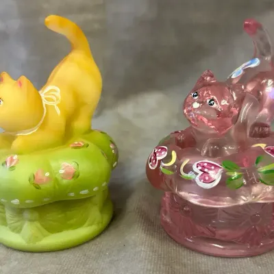 Fenton Glass Pair of Hand Painted Cat Trinket Boxes 