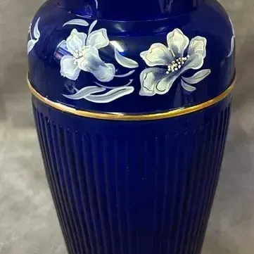 Fenton Landmark Collection Adams Rib Vase
