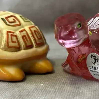 Fenton Glass Turtle Pair 