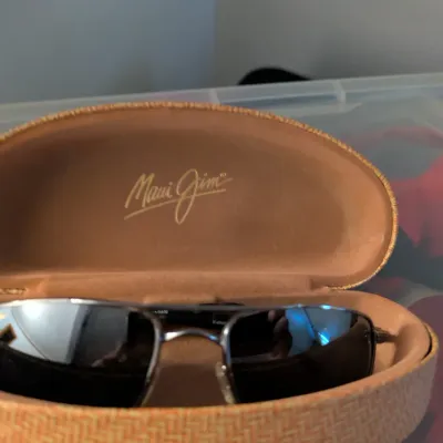 Sale Photo Thumbnail #102: Maui Jim men's sunglasses