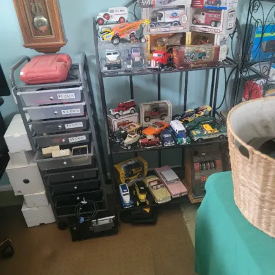 Sale Photo Thumbnail #249