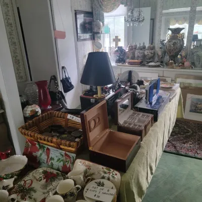 Sale Photo Thumbnail #276