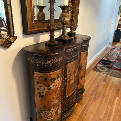 Sale Photo Thumbnail #2
