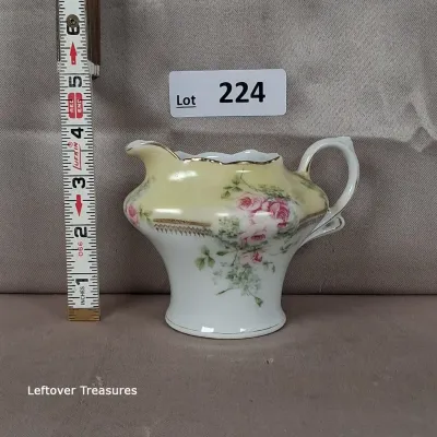 Sale Photo Thumbnail #570
