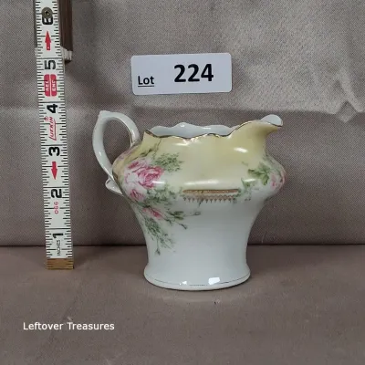 Sale Photo Thumbnail #571
