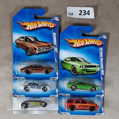 Sale Photo Thumbnail #546