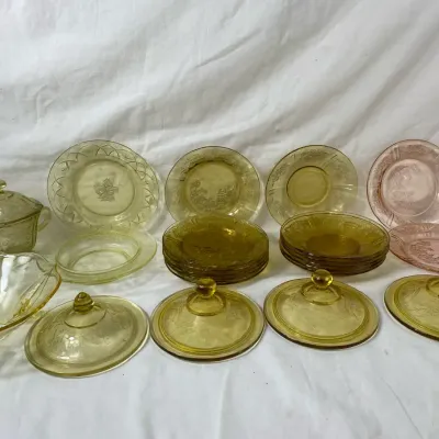 Assorted Depression Glass 