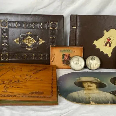 Vintage Photo Albums & Photos 