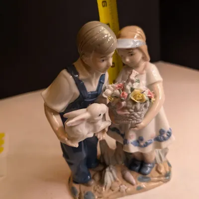 7" Porcelain Boy & Girl Statue Figurines #64