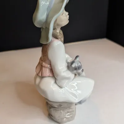 1997 Lladro Figurine "Daydreams" Girl Dog Schnauzer Flower #6400 Stands 9" Tall #82